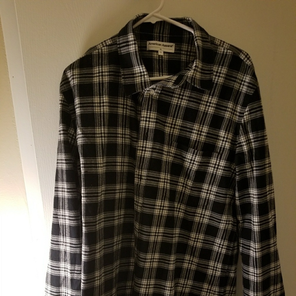 AMERICAN APPAREL PLAID SHIRT. NWOT